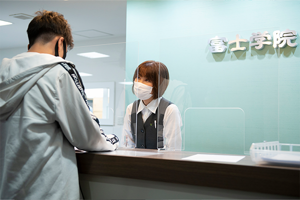 教務担当・学務担当イメージ