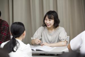 在学生による受験勉強や大学生活などの個別相談