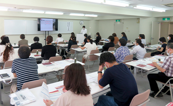 大盛況となった昨年の入試説明会の様子 イメージ画像