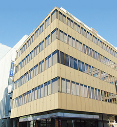 東京御茶ノ水校外観