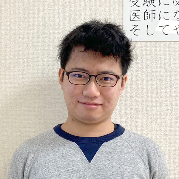 久留米大学医学部医学科 T・F君