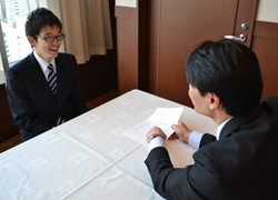 合格者インタビュー 1